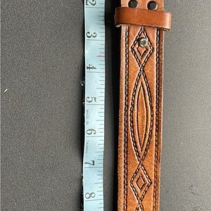 Brown leather belt width 1.5” western embossed patterns